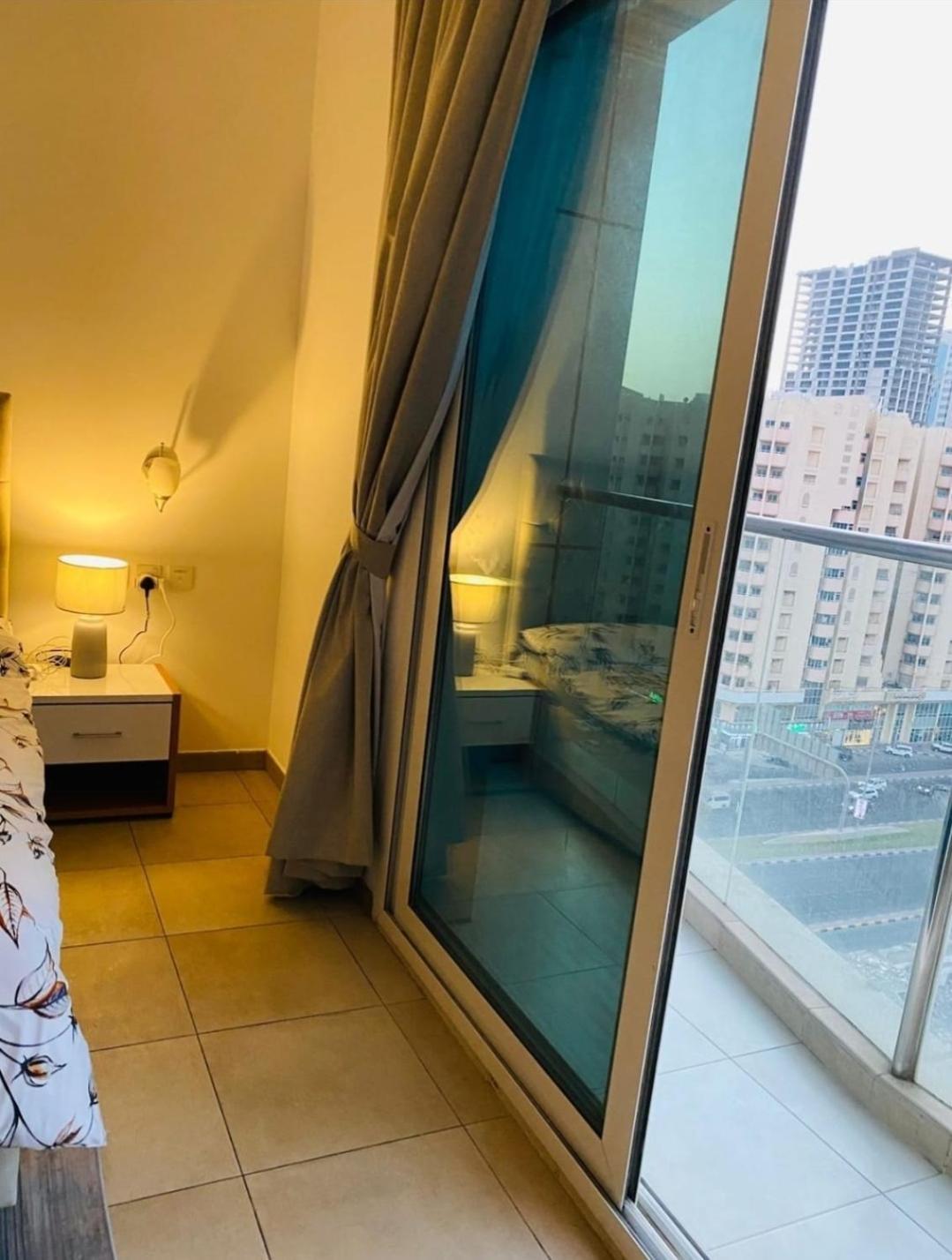 Lavish Private Rooms Sharjah Exterior foto